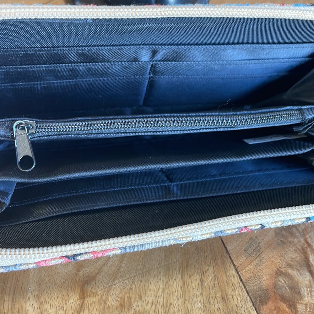 Multicolor Wallet - Picture 4 of 4